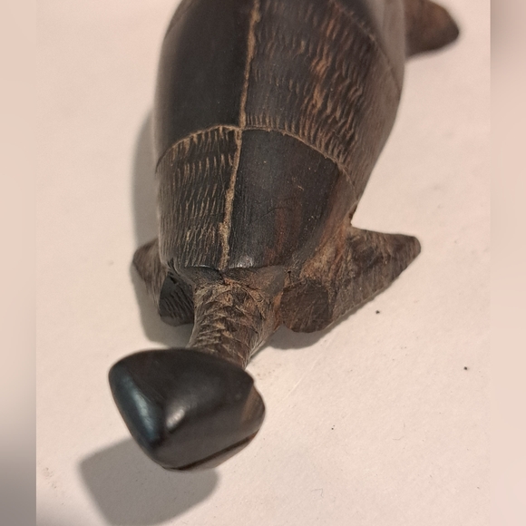 3 Vintage Exotic Rosewood and wood Hand Carved  Turtle Tortoise Figurines - Picture 10 of 14